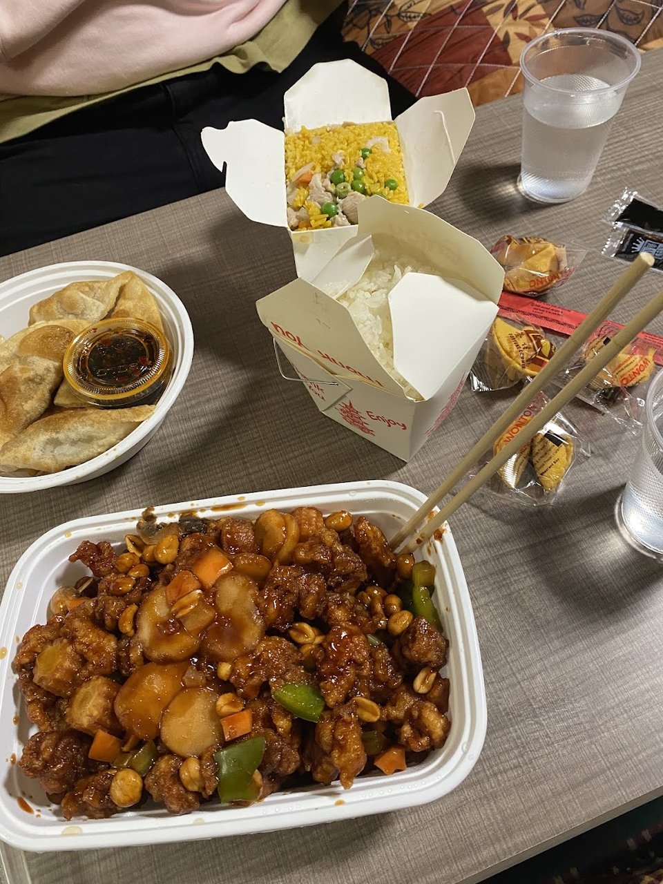 Dumplings Y Kung Pao Chicken
